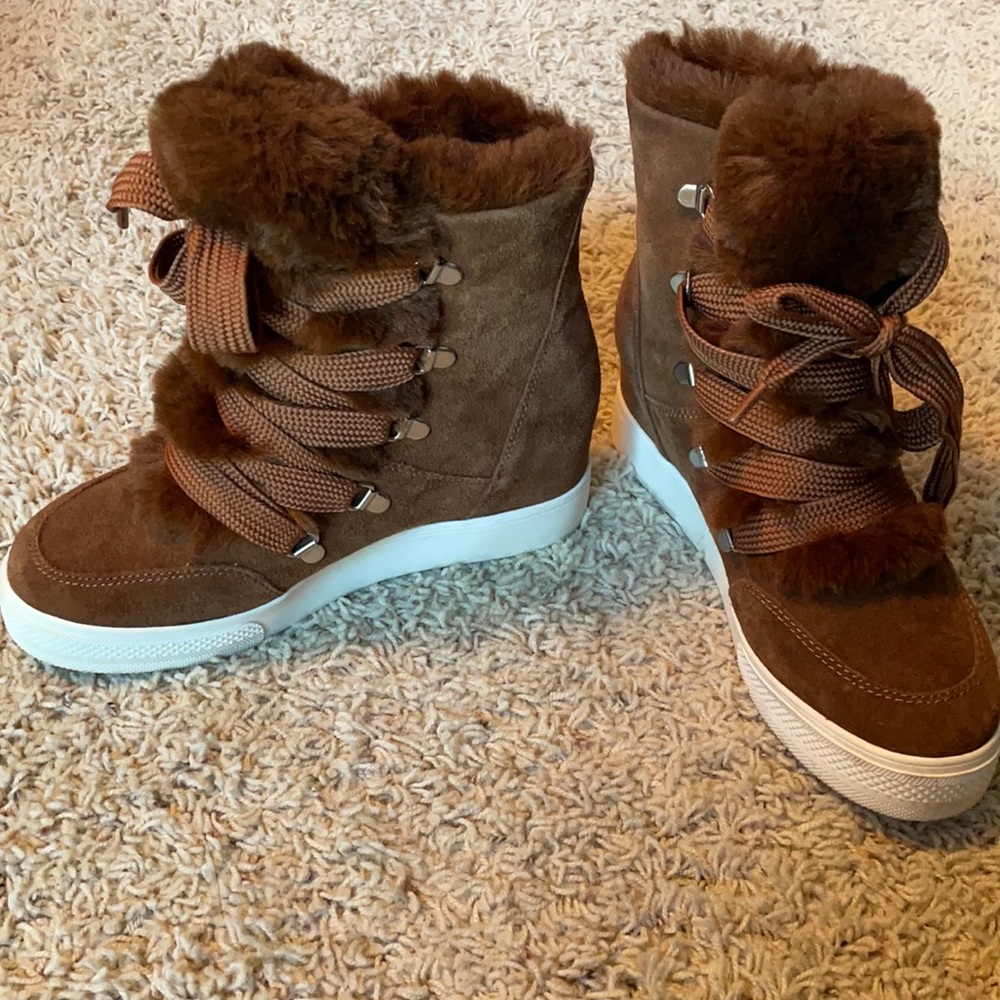 Steve Madden Fuzzy Boots